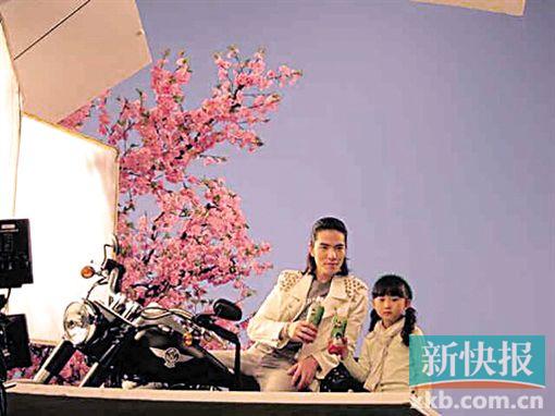 萧敬腾解释“雨神”由来:平时喝水和饮料过多