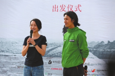 陈坤婉拒周迅参加“敦煌行走”:担心她中暑(图)