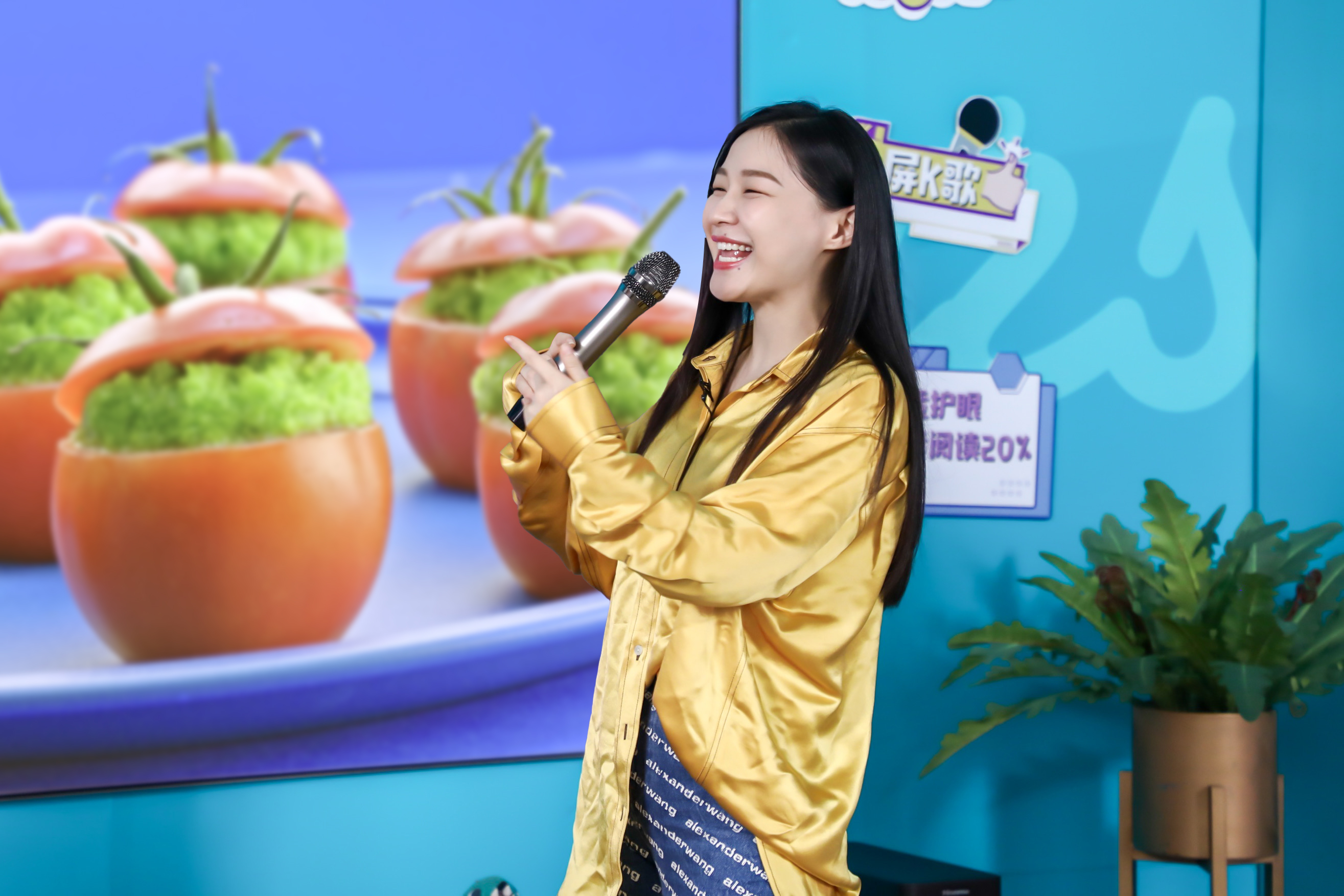 “戏精”金靖入职海信流量车间,被聚好看AI捧到“脸红”